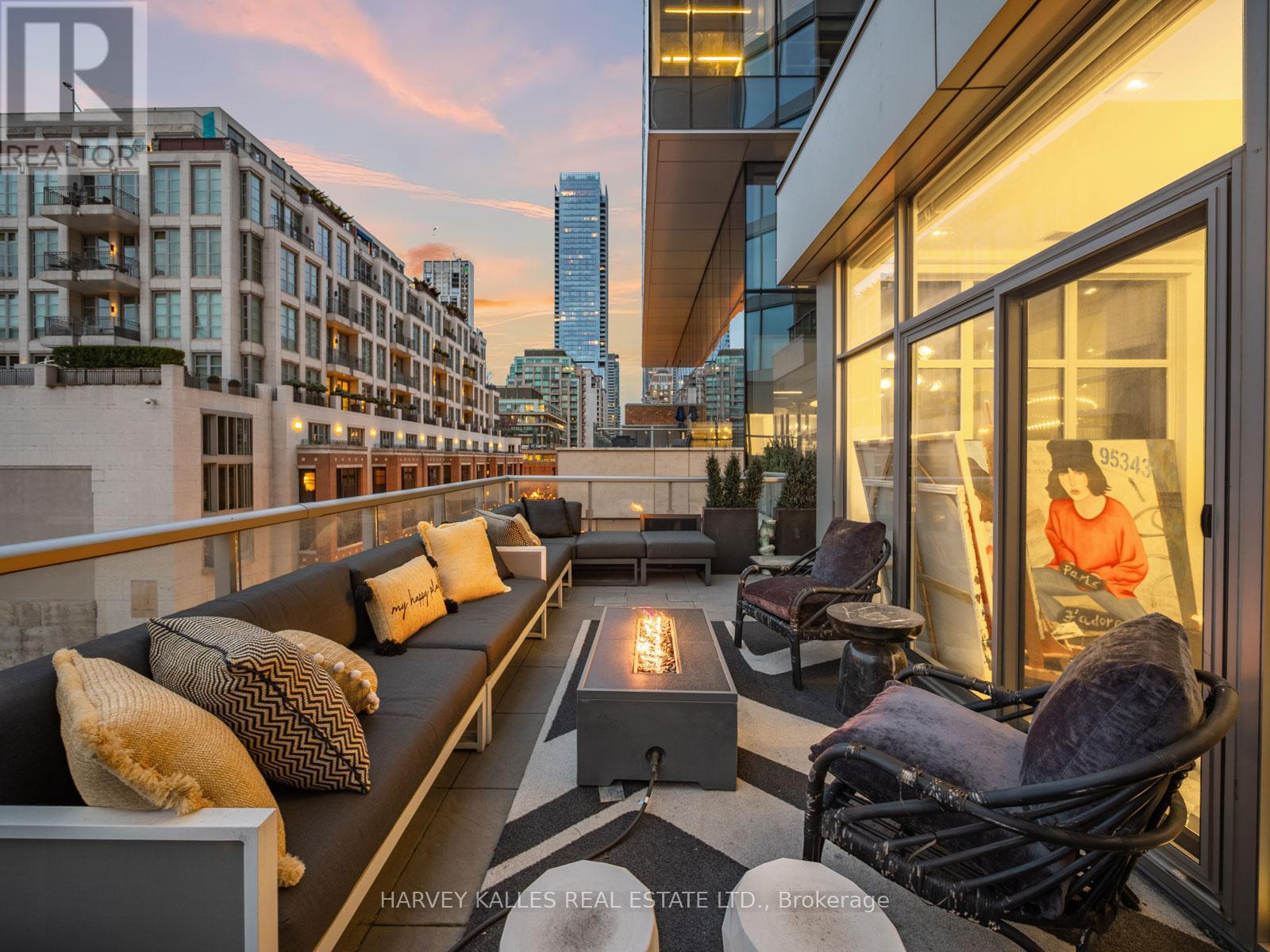 303 - 155 YORKVILLE AVENUE