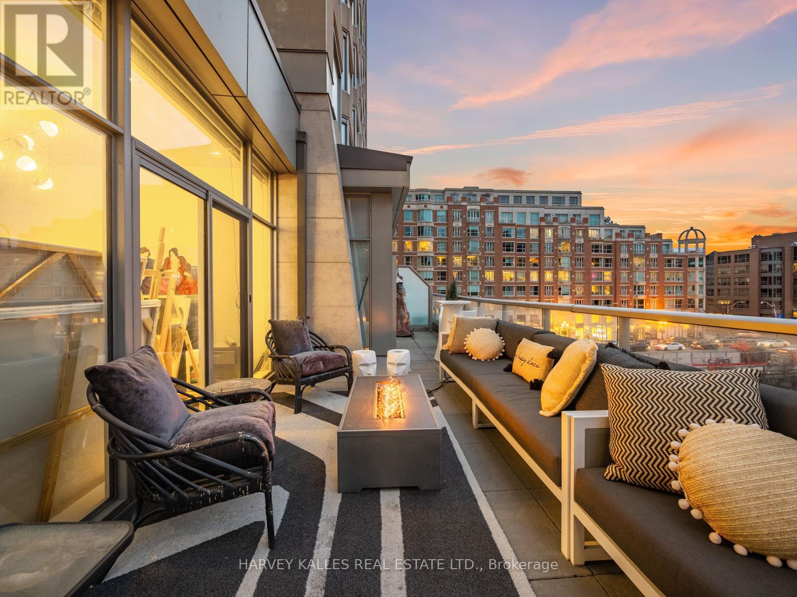 303 - 155 YORKVILLE AVENUE