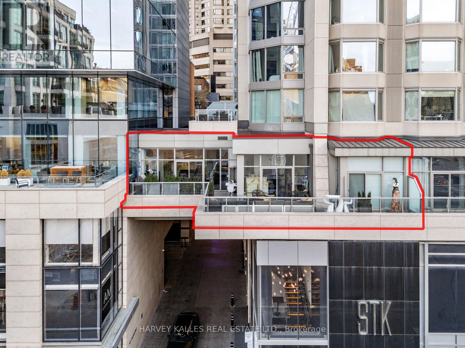 303 - 155 YORKVILLE AVENUE