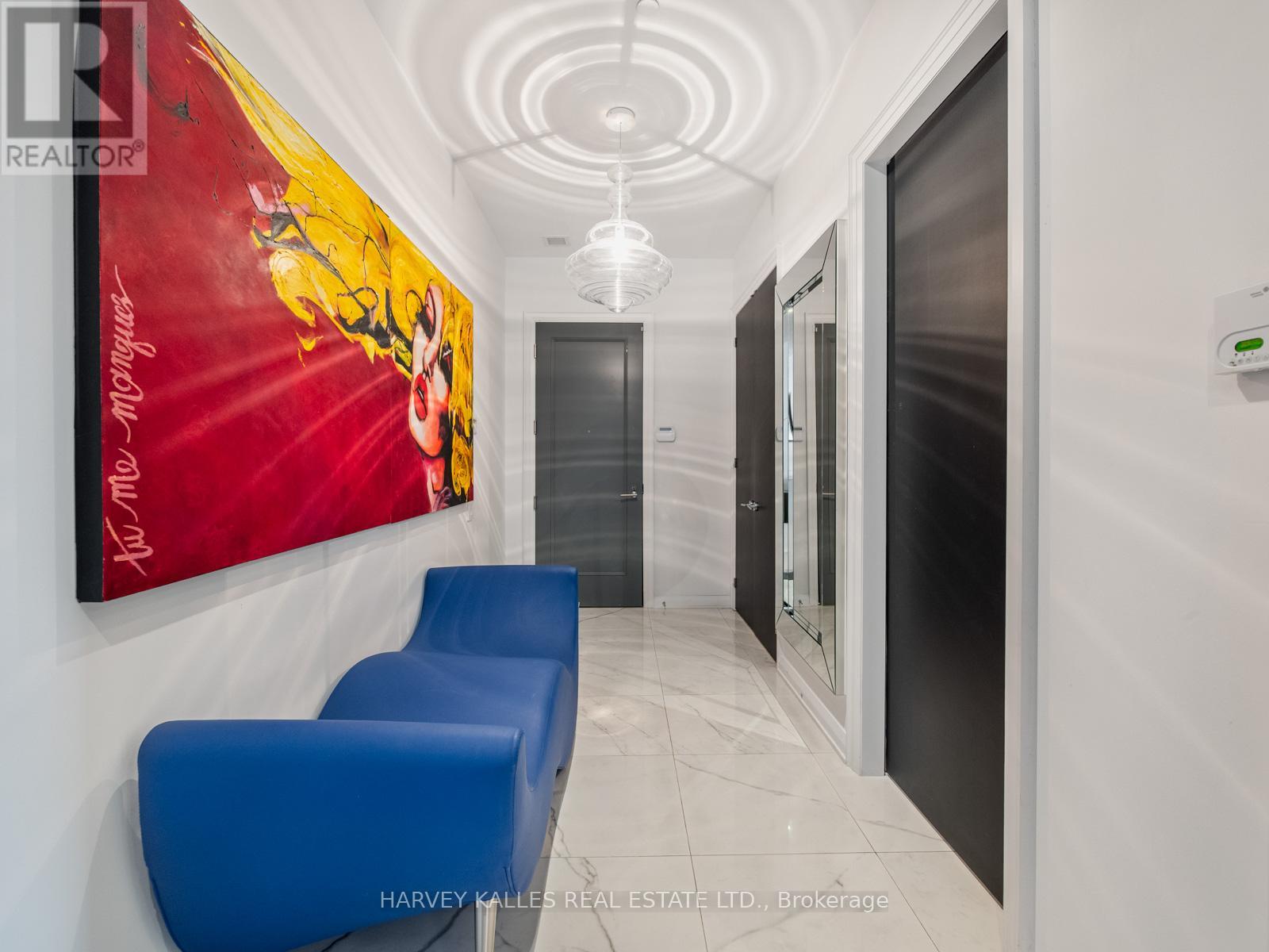 303 - 155 YORKVILLE AVENUE