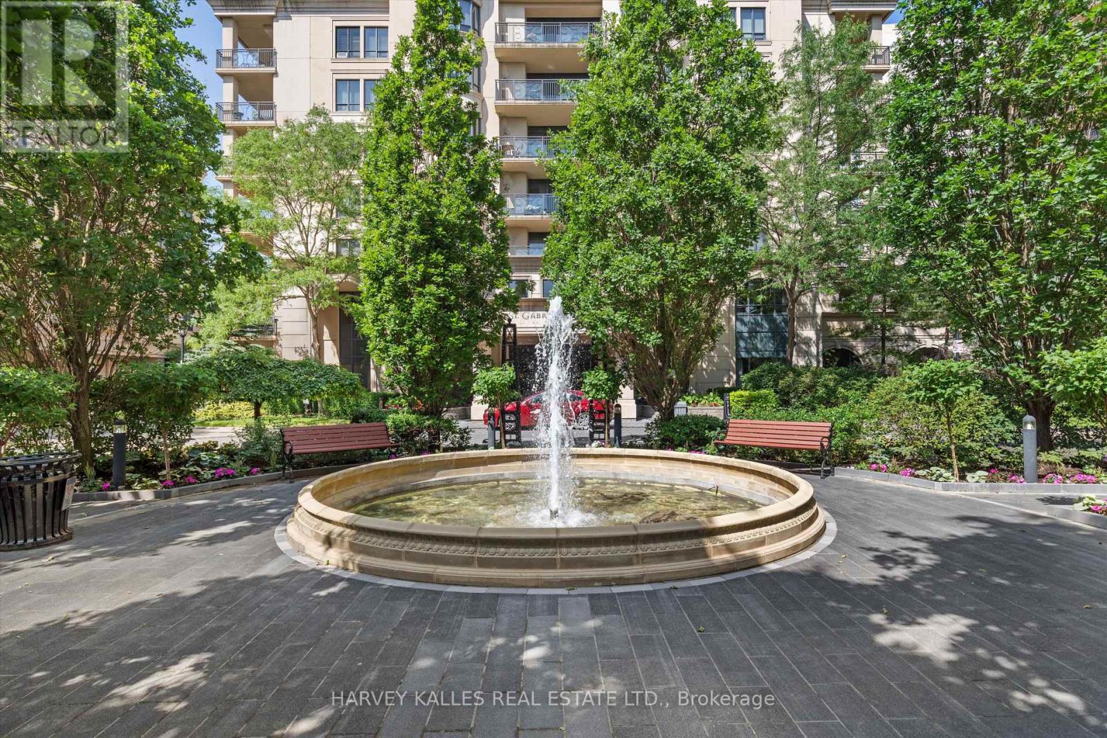 UPH4 - 662 SHEPPARD AVENUE E