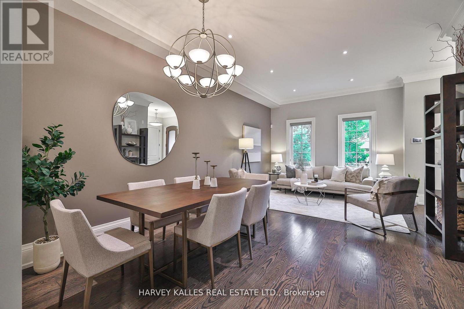 2638A BAYVIEW AVENUE