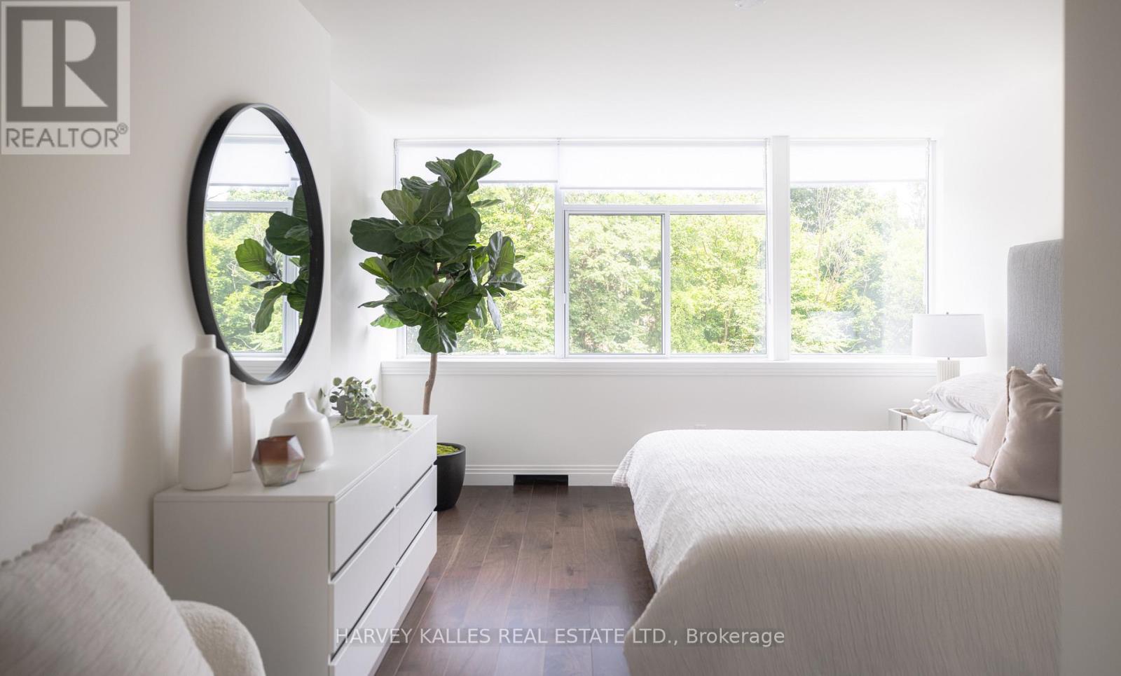 123 - 1 BENVENUTO PLACE