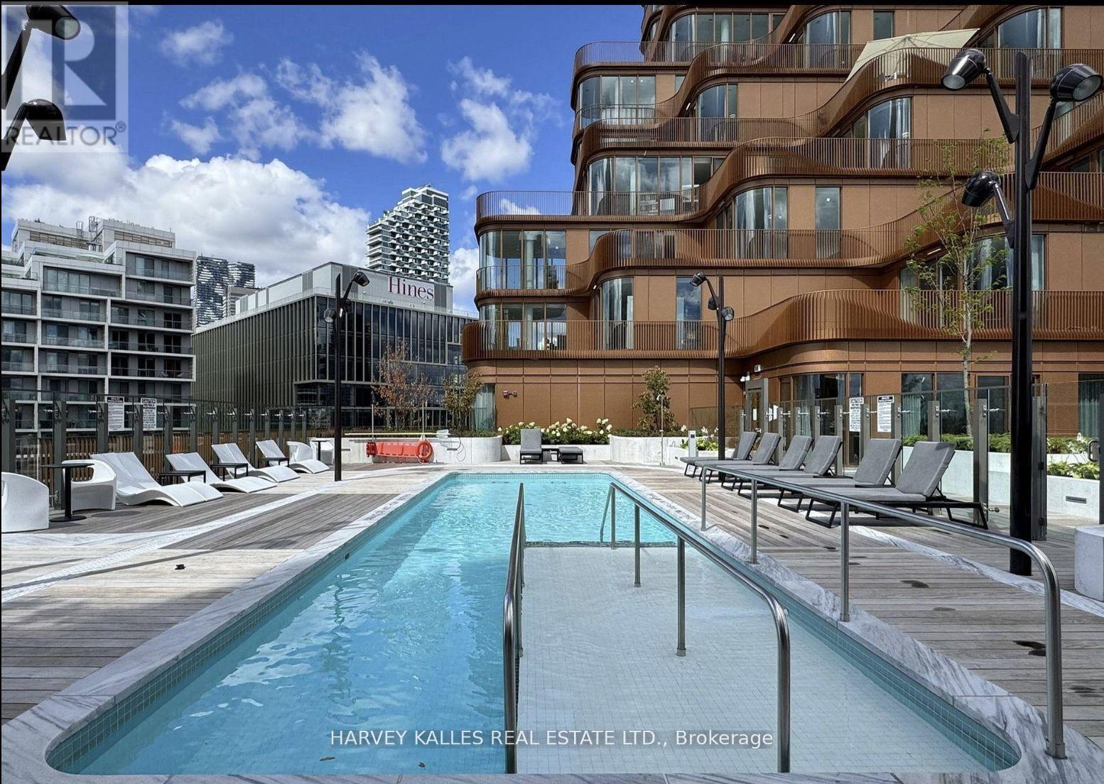 701 - 155 MERCHANT'S WHARF AVENUE