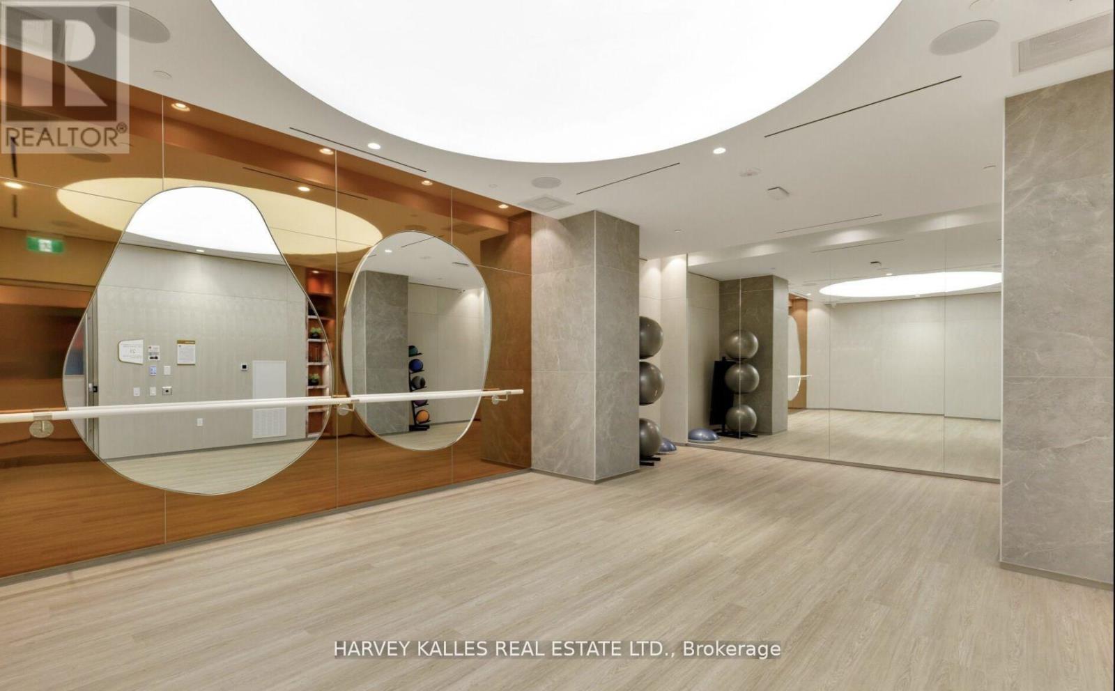 701 - 155 MERCHANT'S WHARF AVENUE