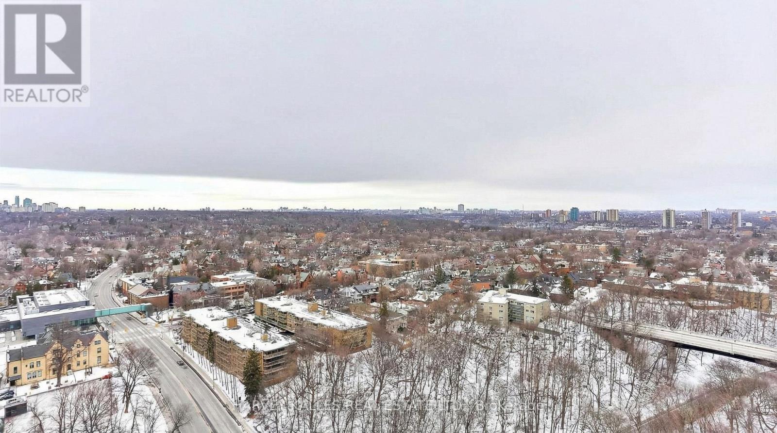 2701 - 300 BLOOR STREET E