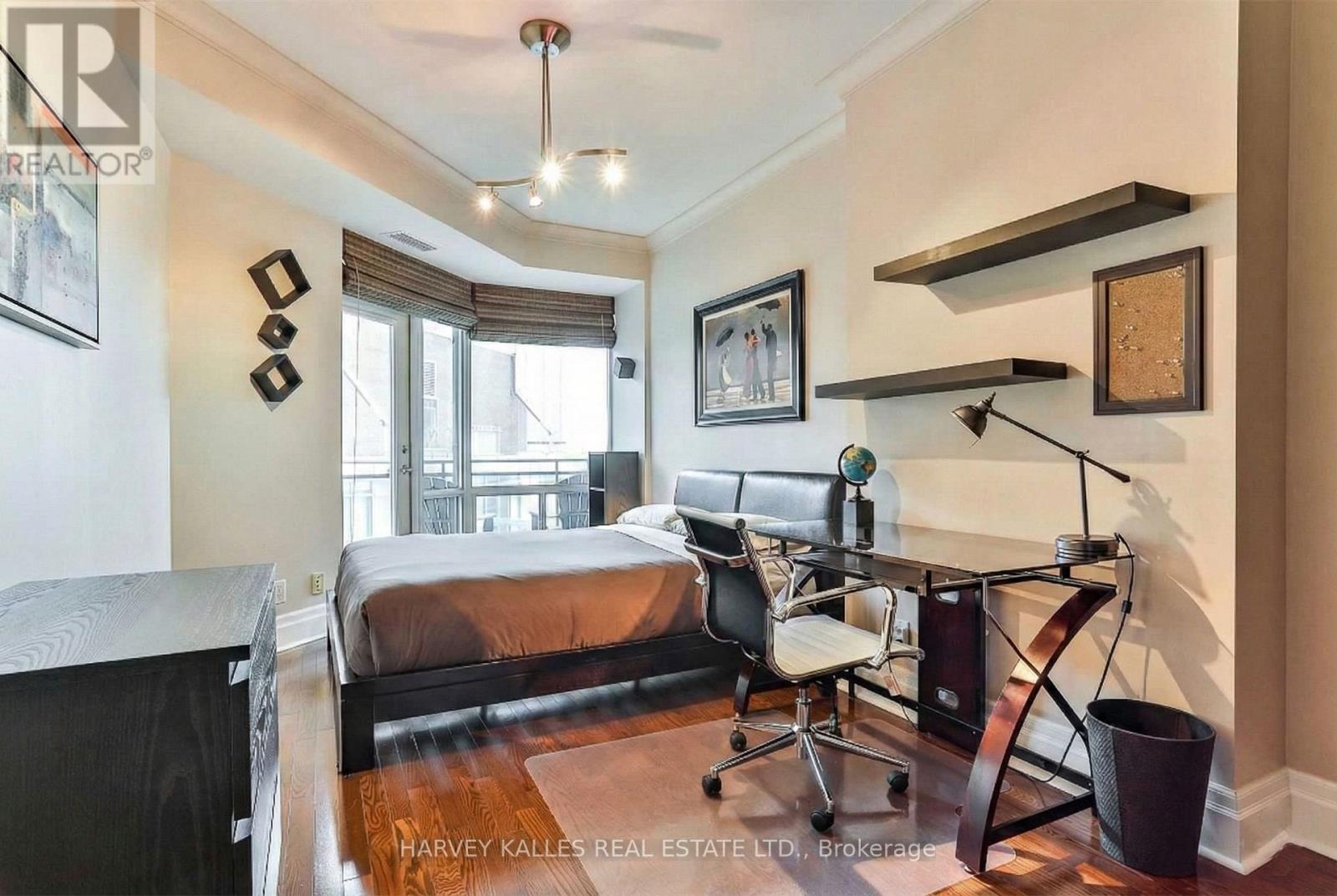 2701 - 300 BLOOR STREET E