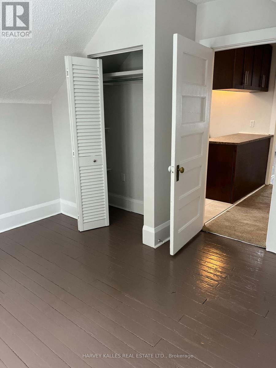 3RD FLOOR - 440 AVENUE ROAD