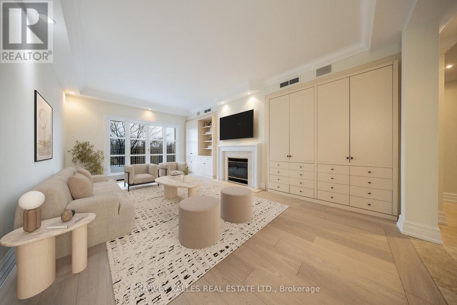 #5B - 2 CHEDINGTON PLACE