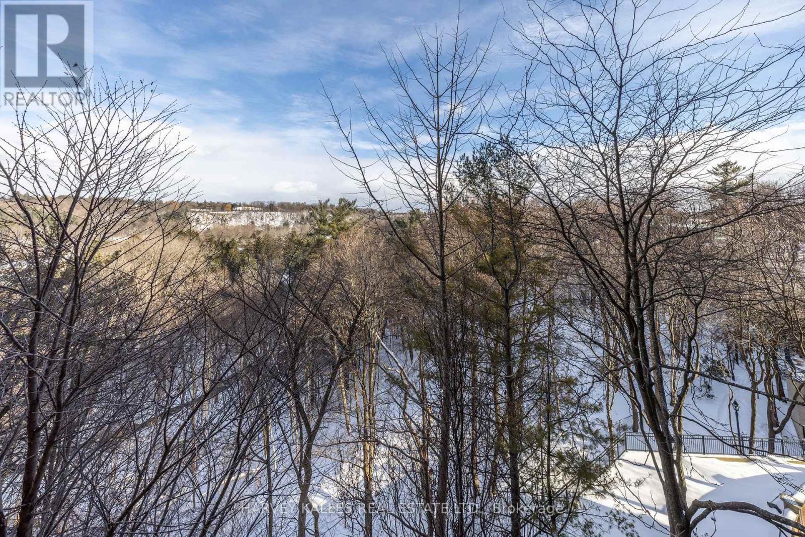 #5B - 2 CHEDINGTON PLACE