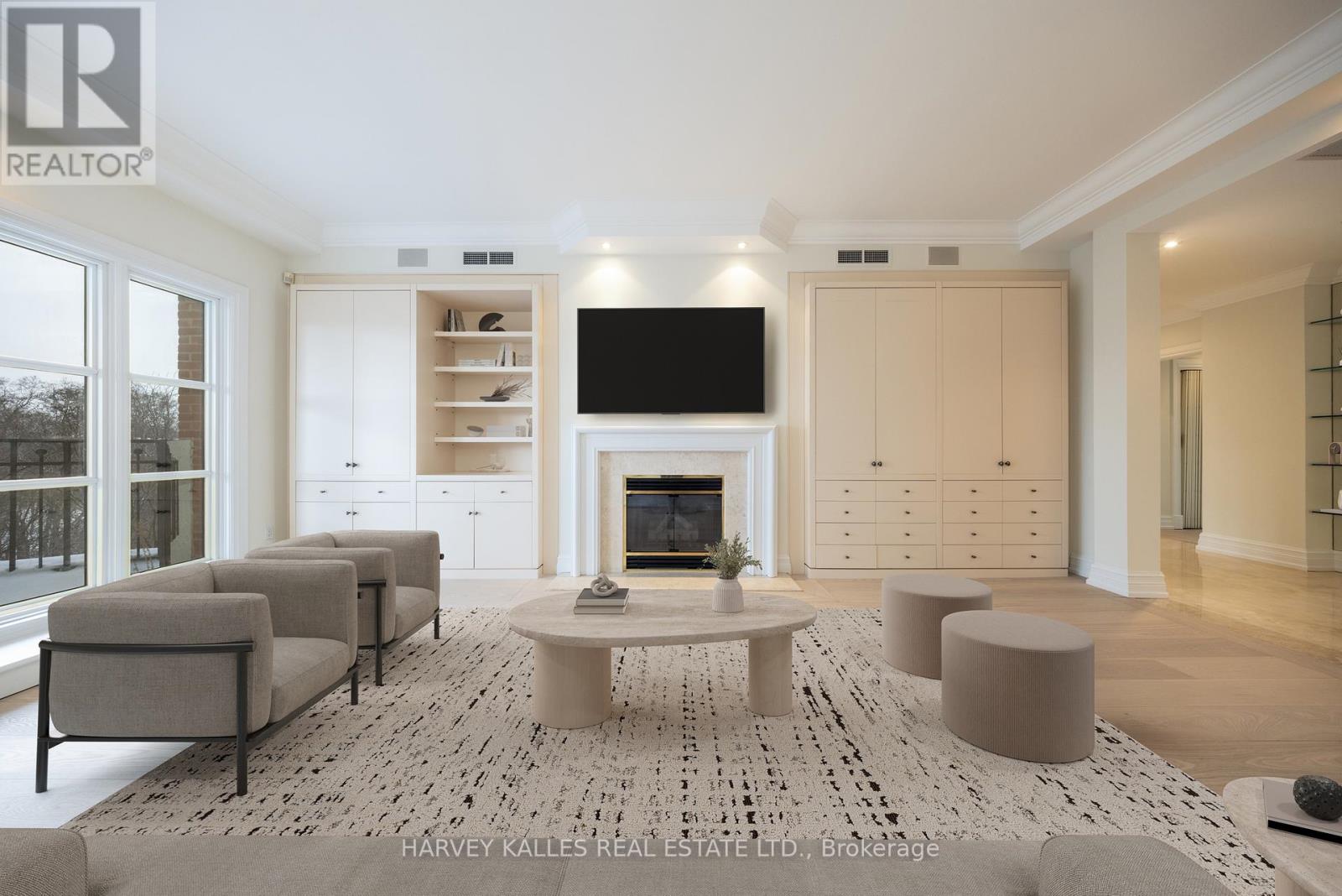 #5B - 2 CHEDINGTON PLACE