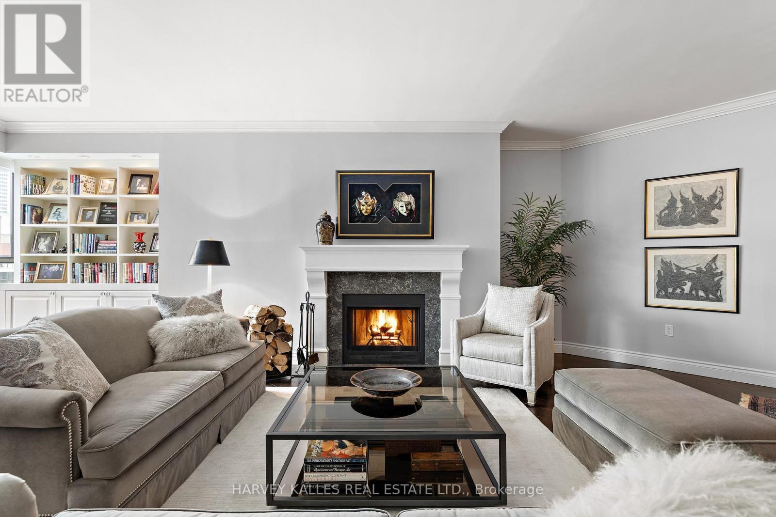 818 - 80 FRONT STREET E