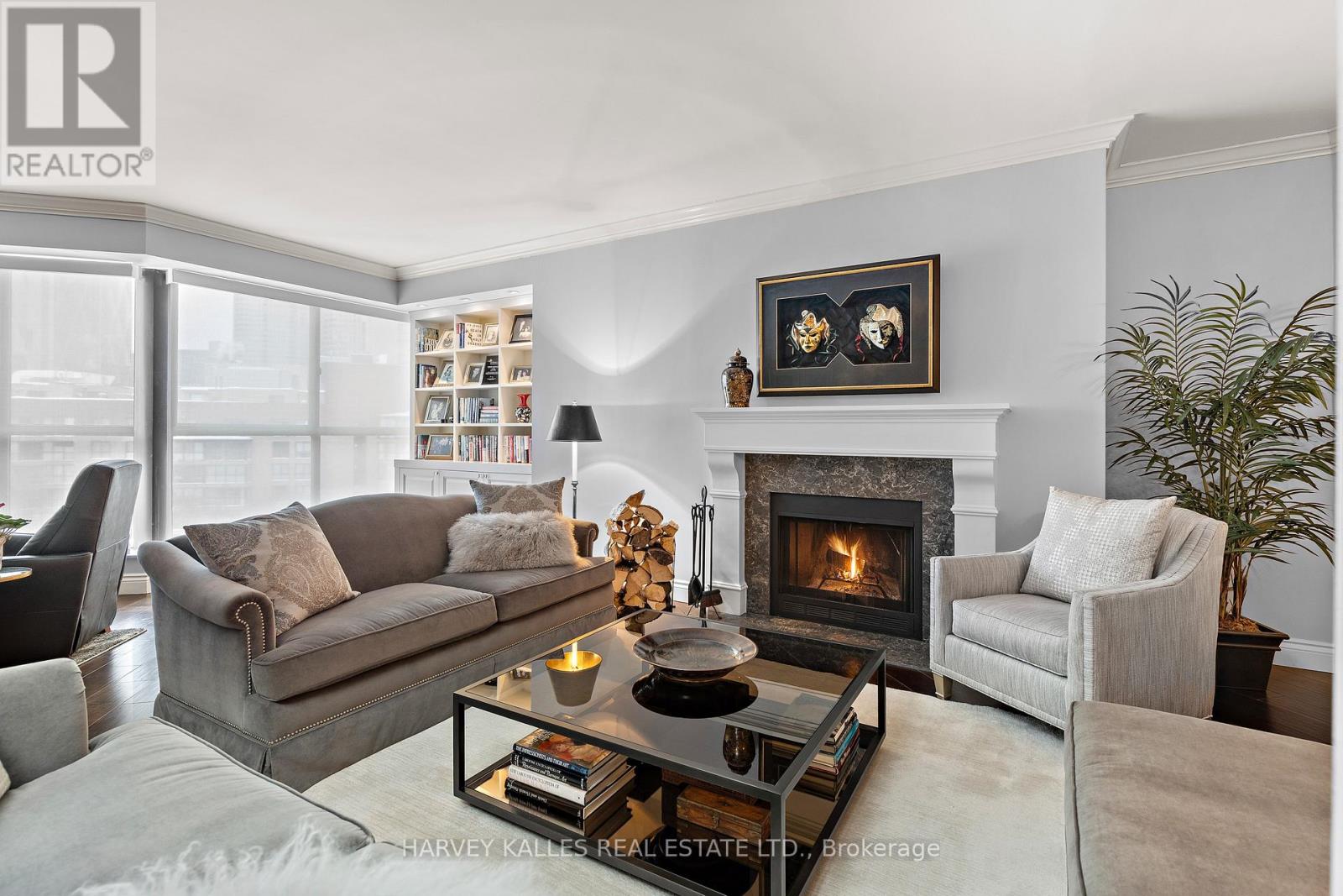 818 - 80 FRONT STREET E