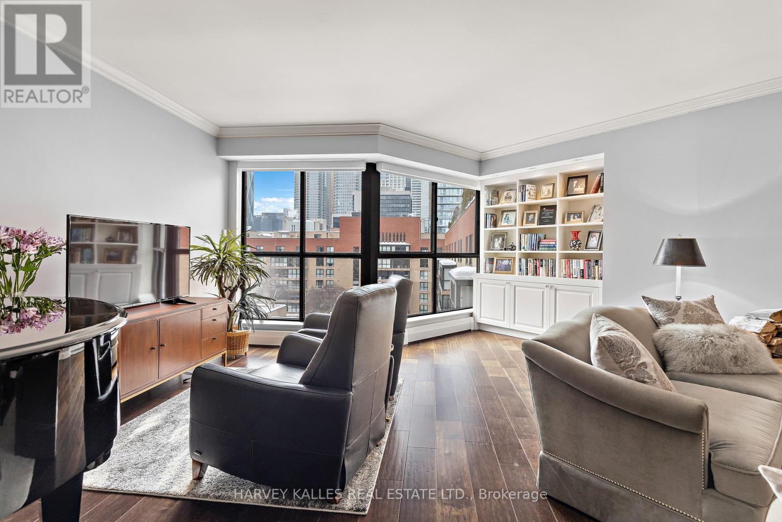 818 - 80 FRONT STREET E