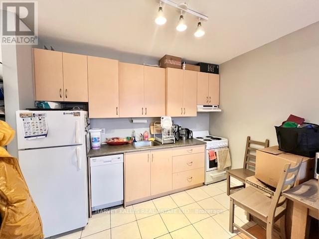 5 - 409 COLLEGE STREET