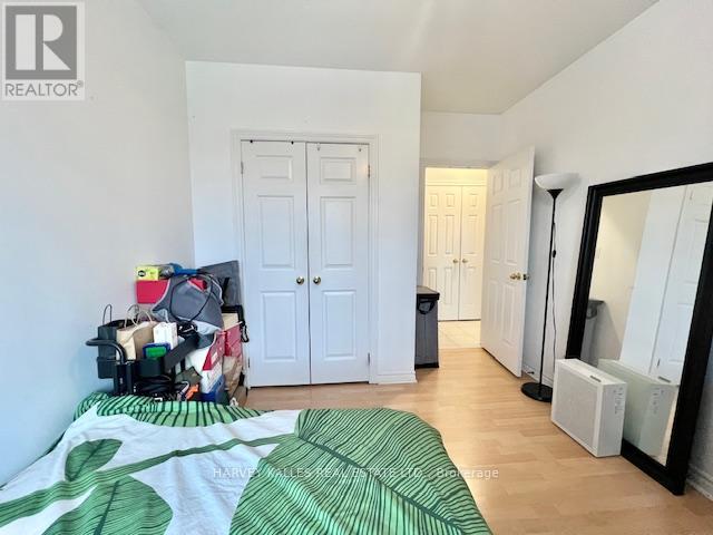 5 - 409 COLLEGE STREET