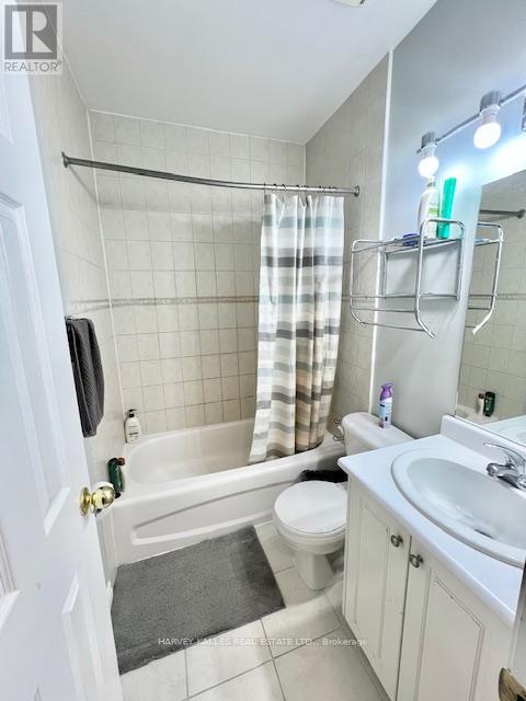 5 - 409 COLLEGE STREET