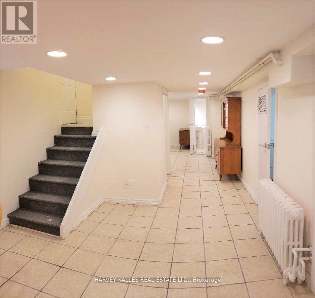 3 - 541 PALMERSTON BOULEVARD