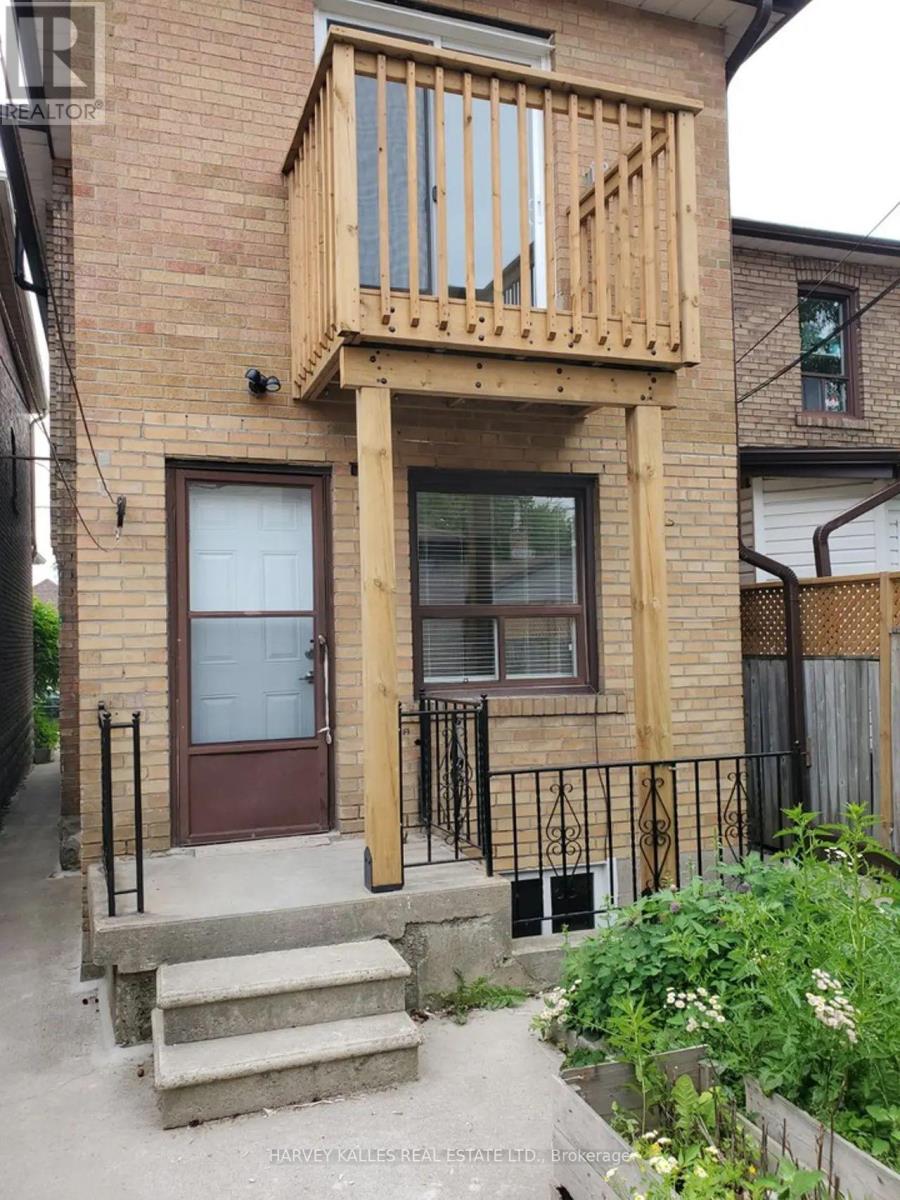 MAIN - 679 VAUGHAN ROAD