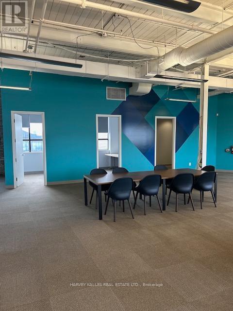 203 - 109 VANDERHOOF AVENUE