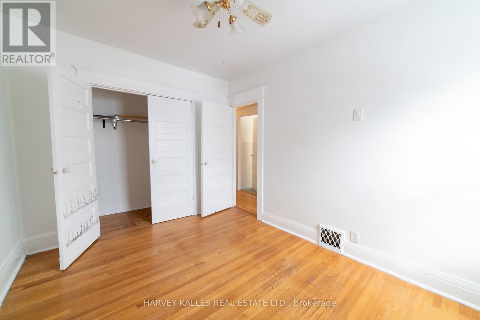 UPPER - 885 DAVENPORT ROAD