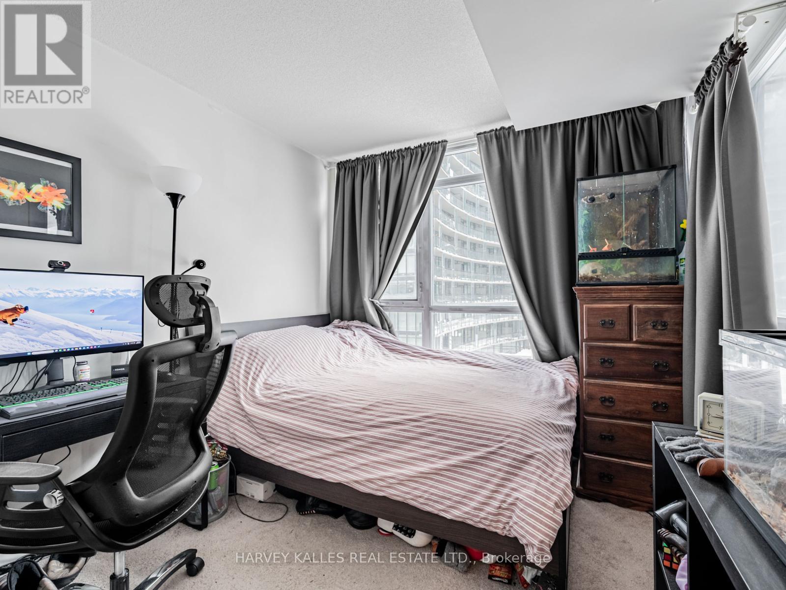 655 - 10 CAPREOL COURT