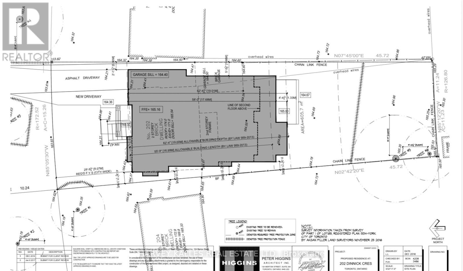 202 DINNICK CRESCENT