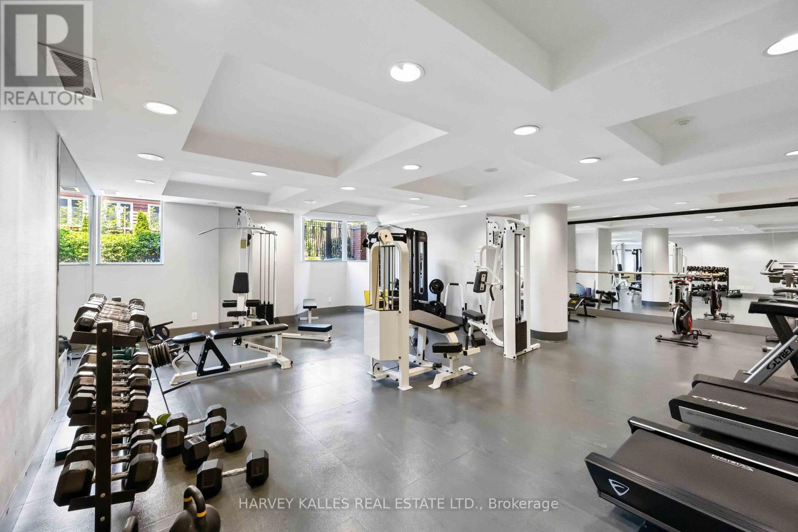 601 - 18 BEVERLEY STREET