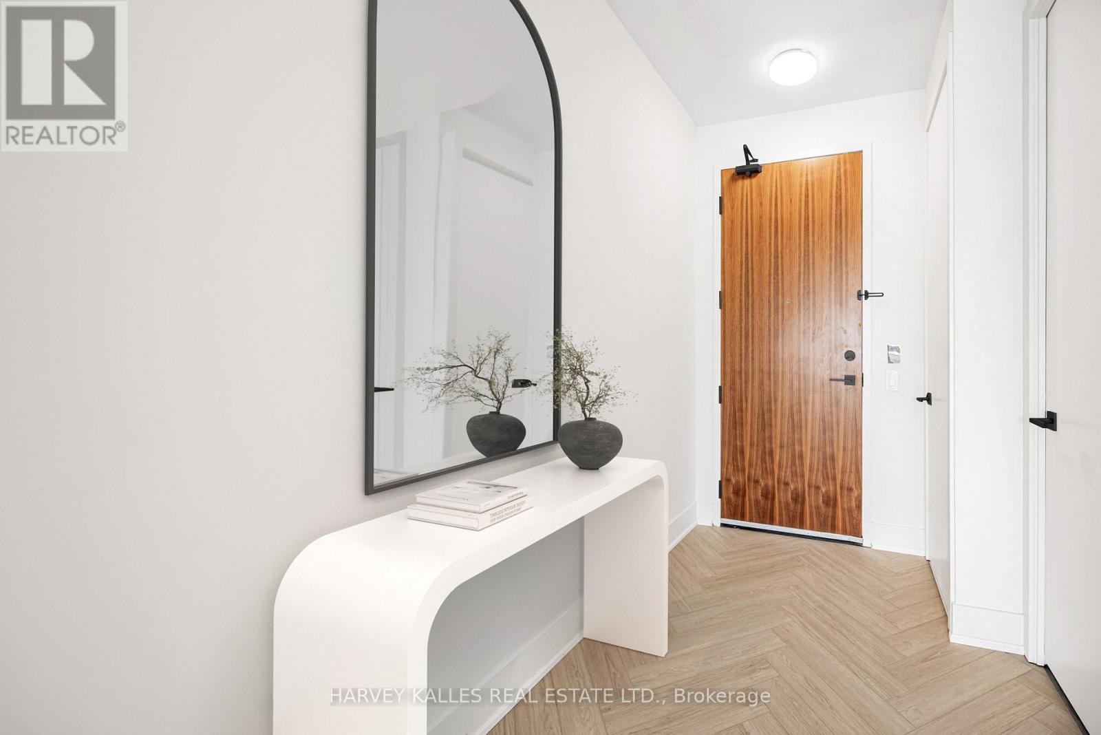 310 - 111 ST CLAIR AVENUE W