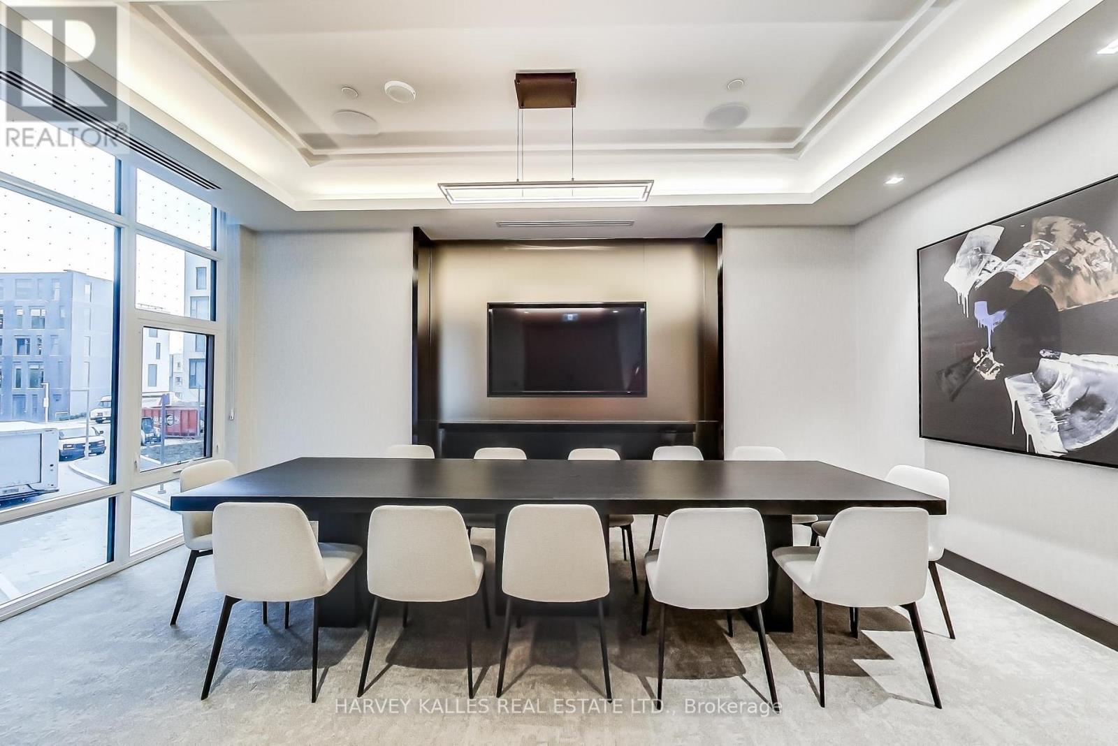 708 - 25 ADRA GRADO WAY W