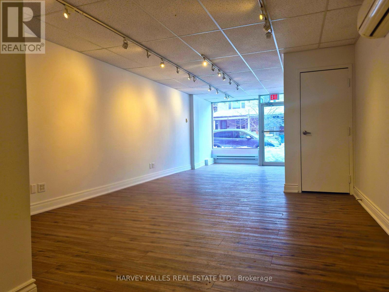 MAIN - 974 BATHURST STREET