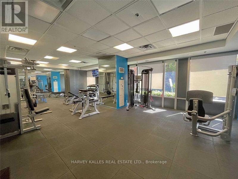 PH832 - 1029 KING STREET W