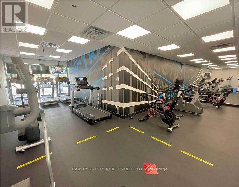 PH832 - 1029 KING STREET W