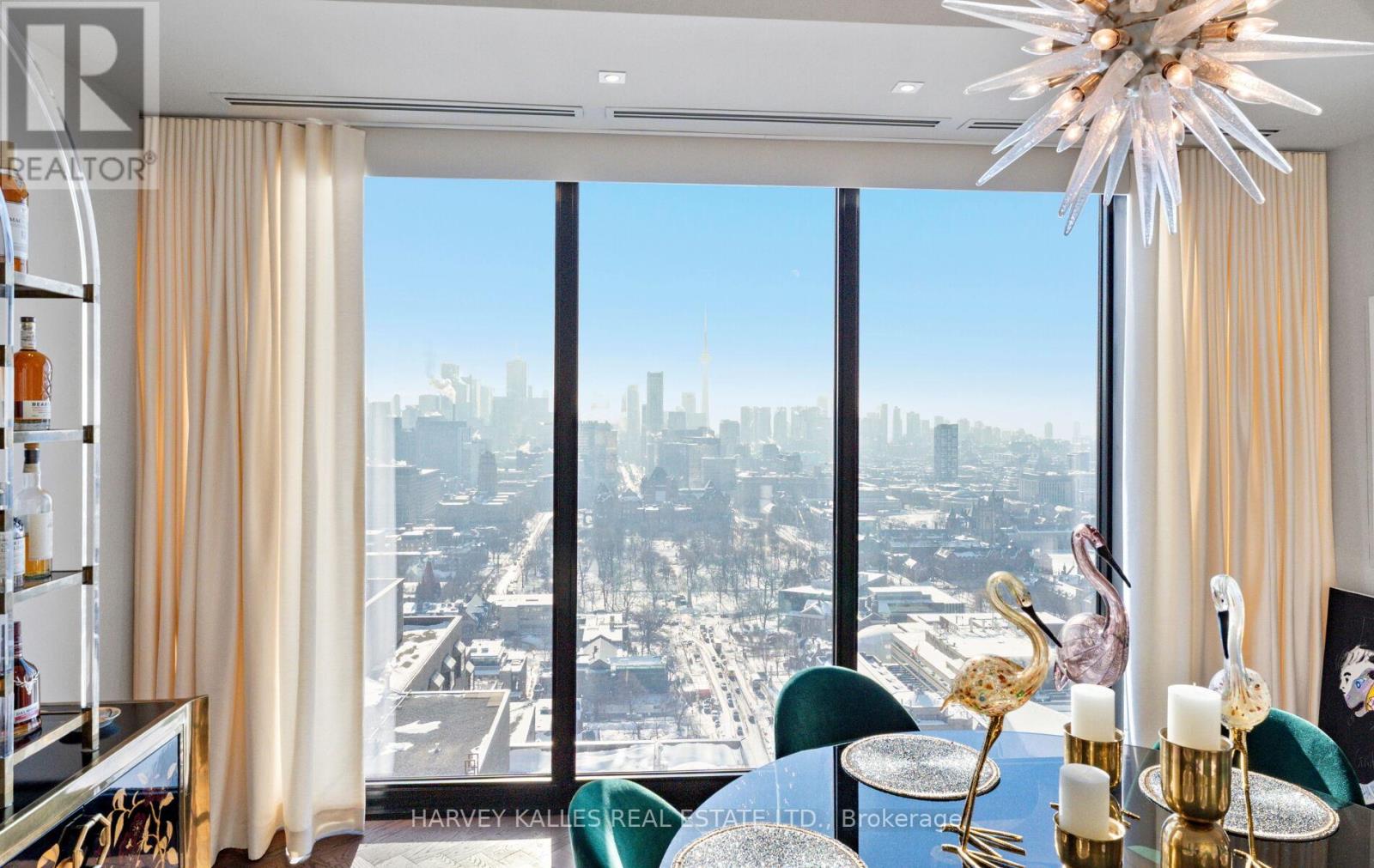 3502 - 200 CUMBERLAND STREET