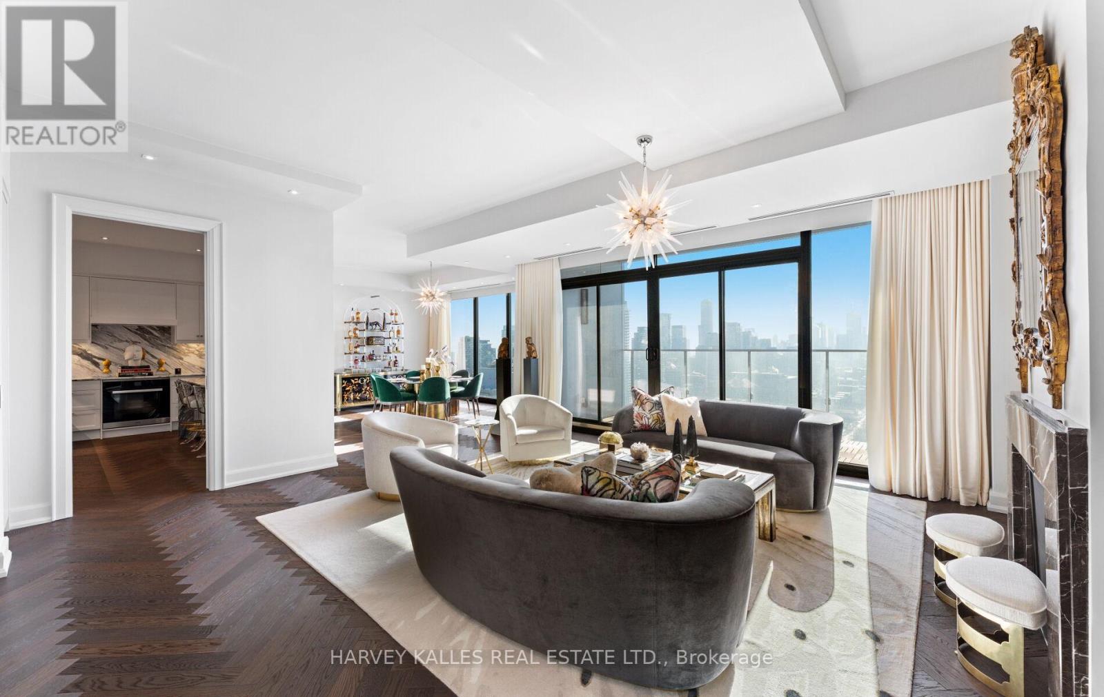 3502 - 200 CUMBERLAND STREET