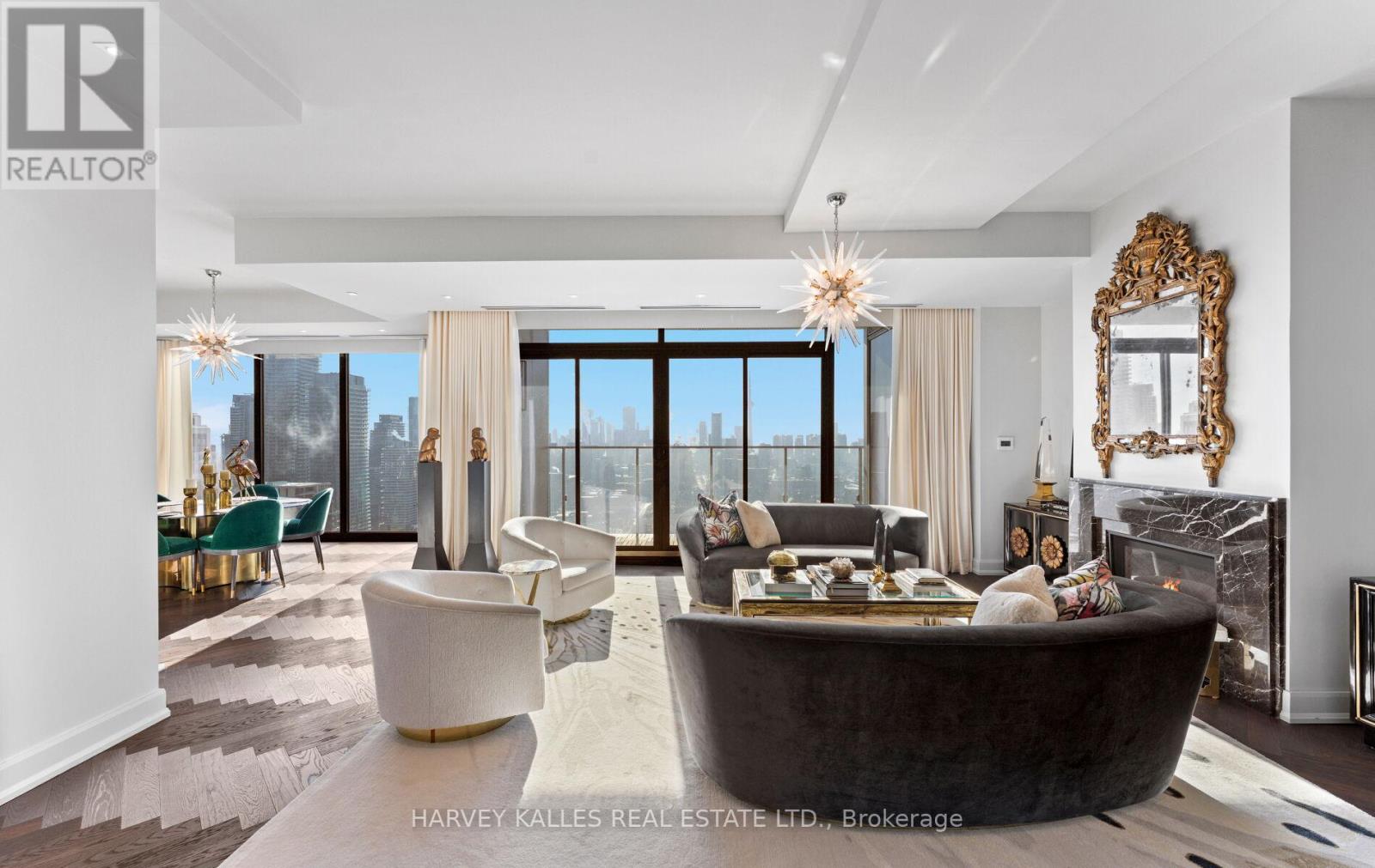 3502 - 200 CUMBERLAND STREET