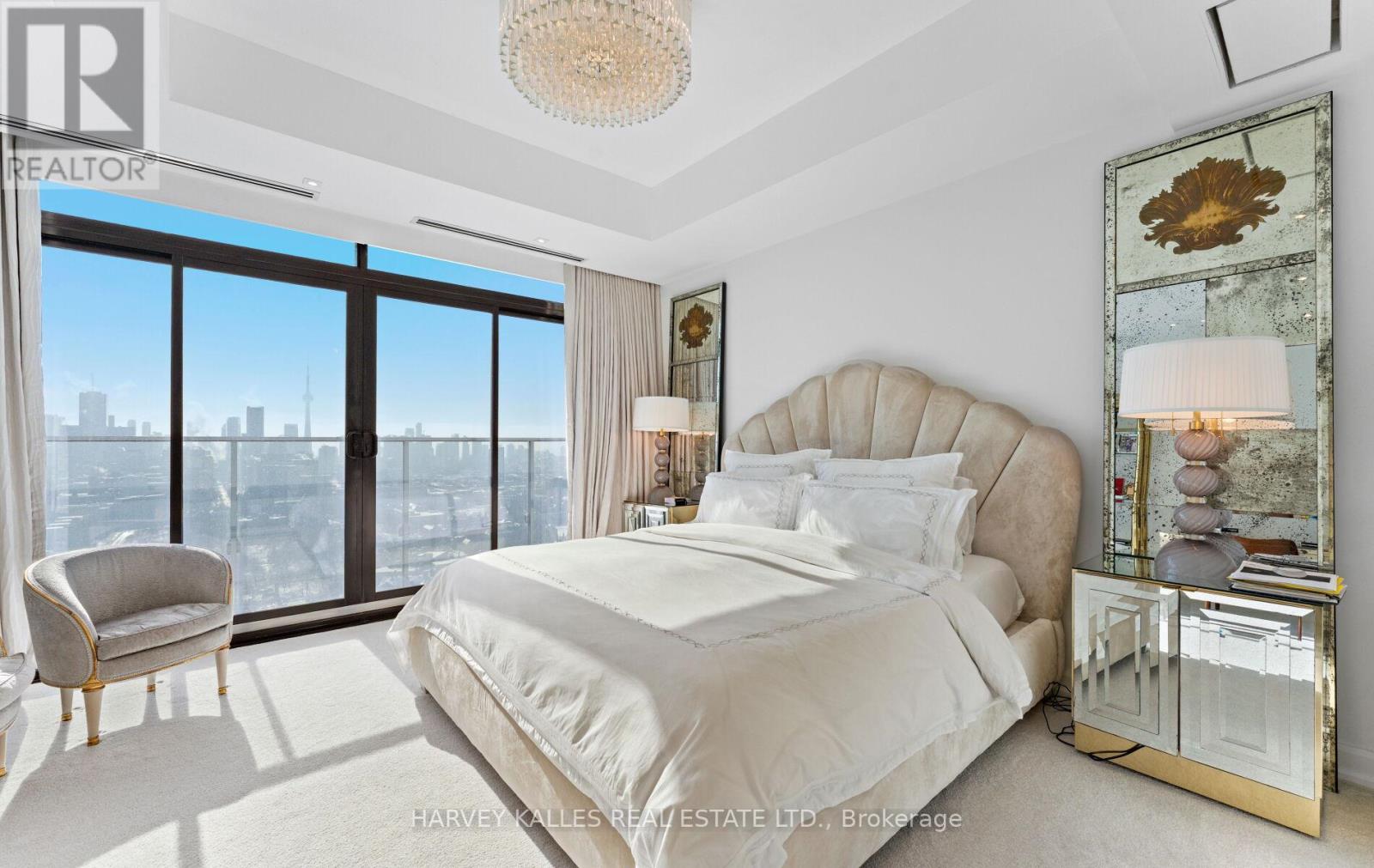 3502 - 200 CUMBERLAND STREET