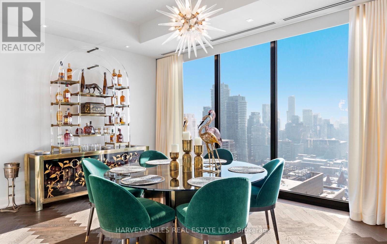 3502 - 200 CUMBERLAND STREET