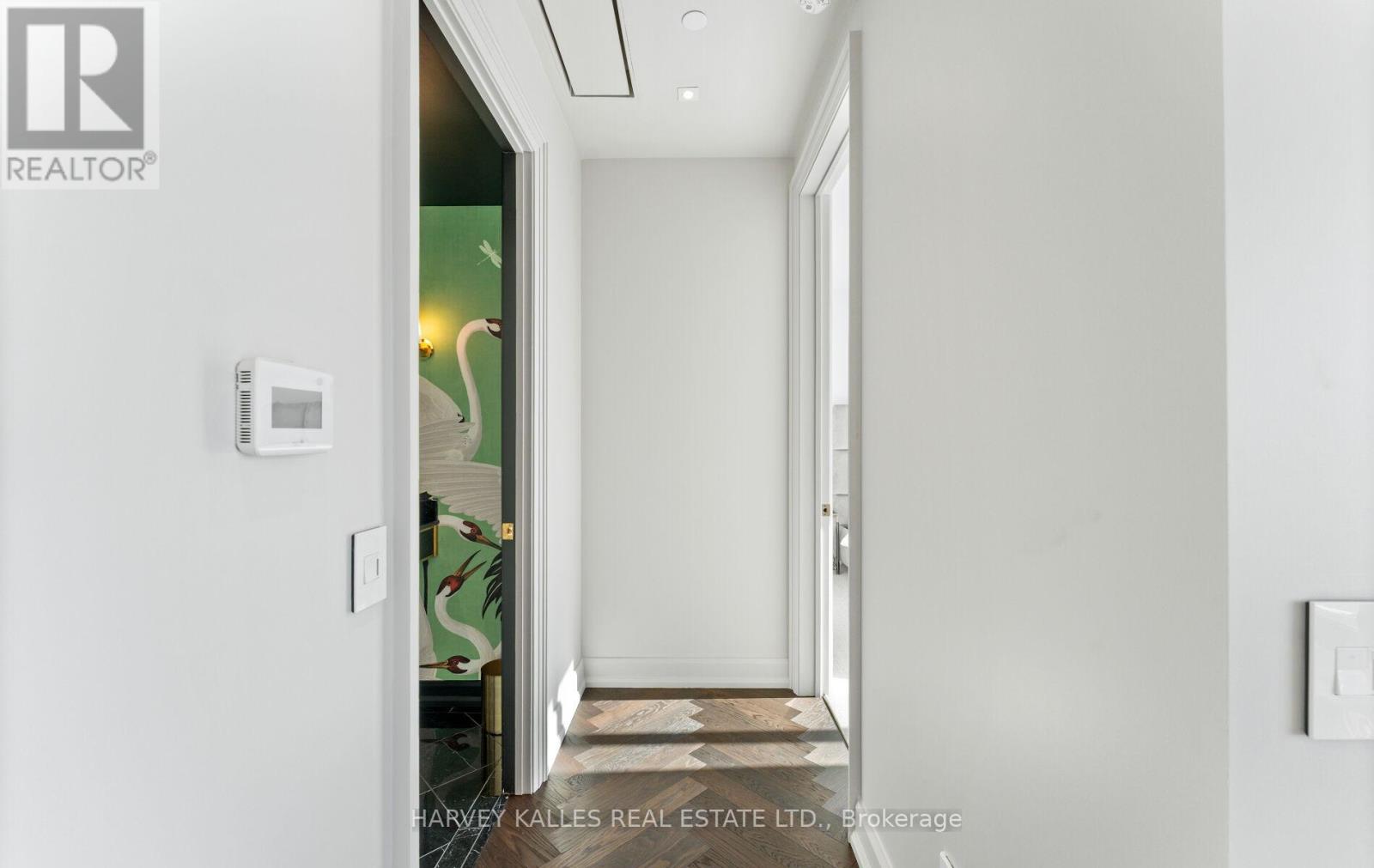 3502 - 200 CUMBERLAND STREET