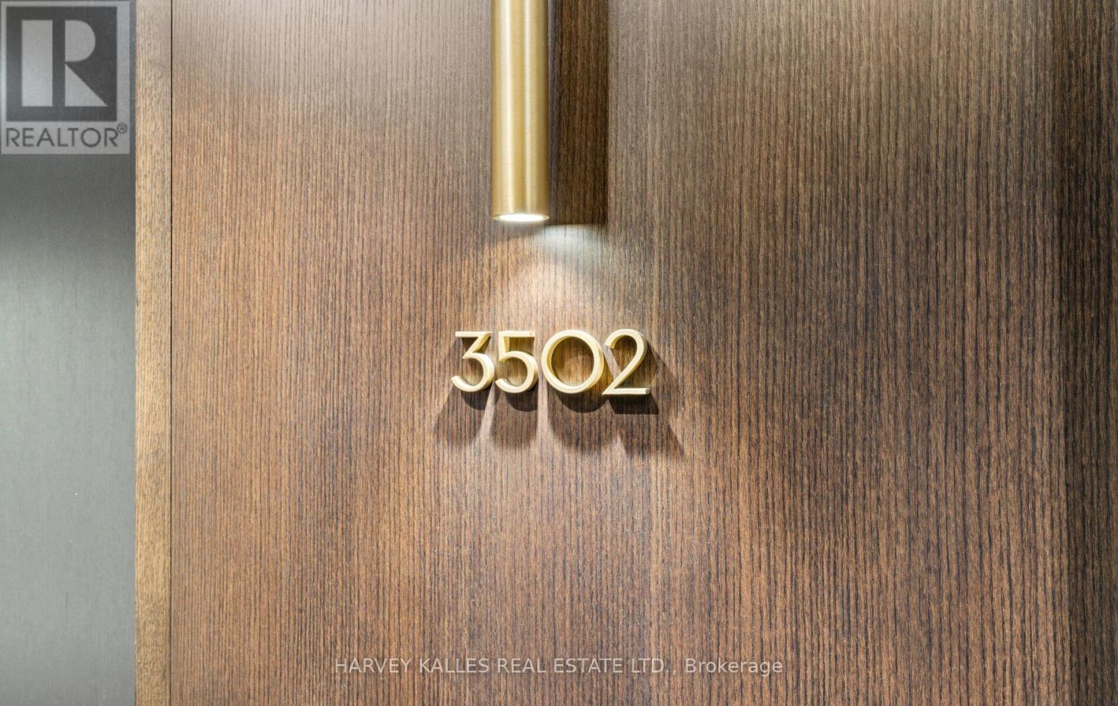 3502 - 200 CUMBERLAND STREET