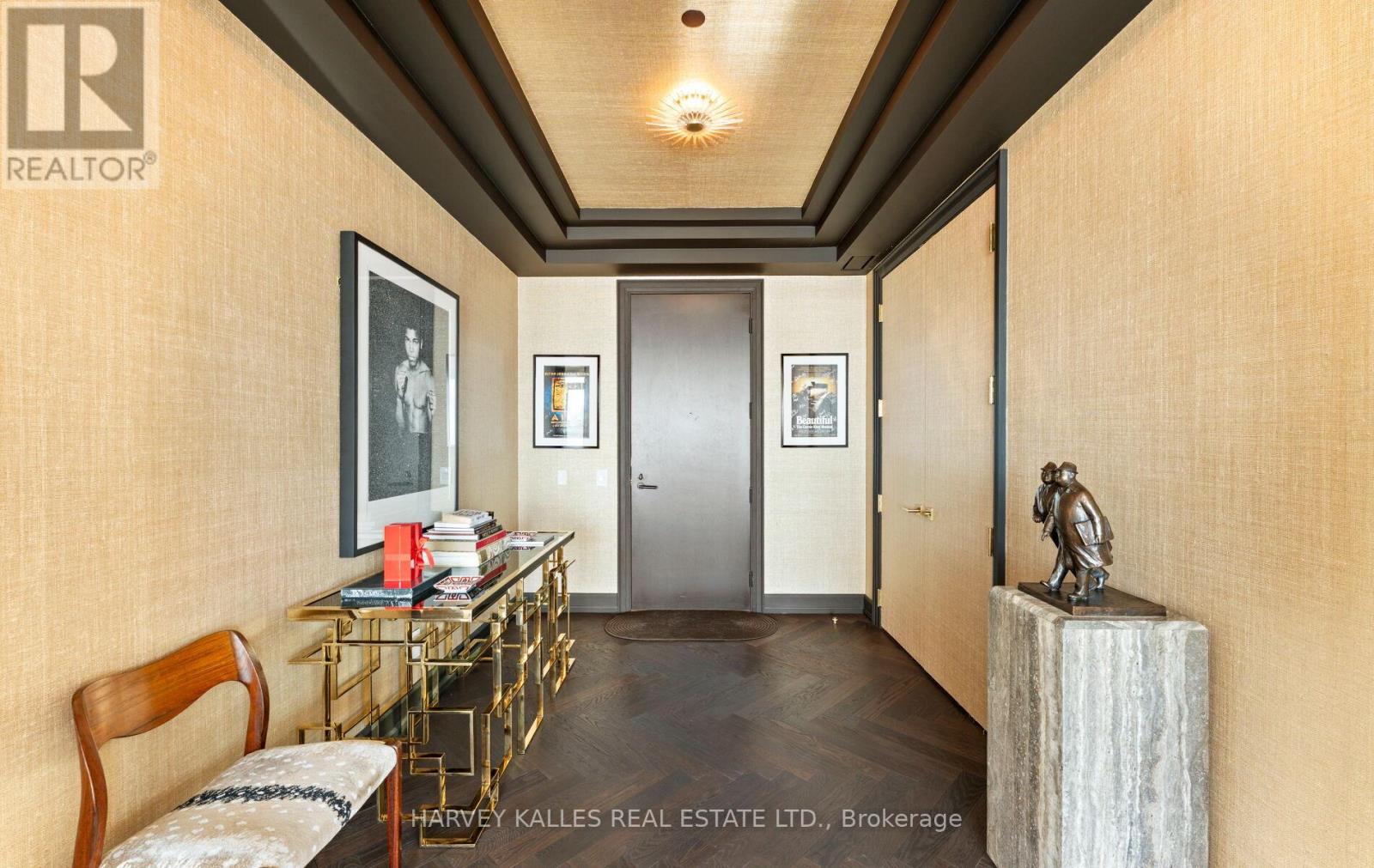 3502 - 200 CUMBERLAND STREET