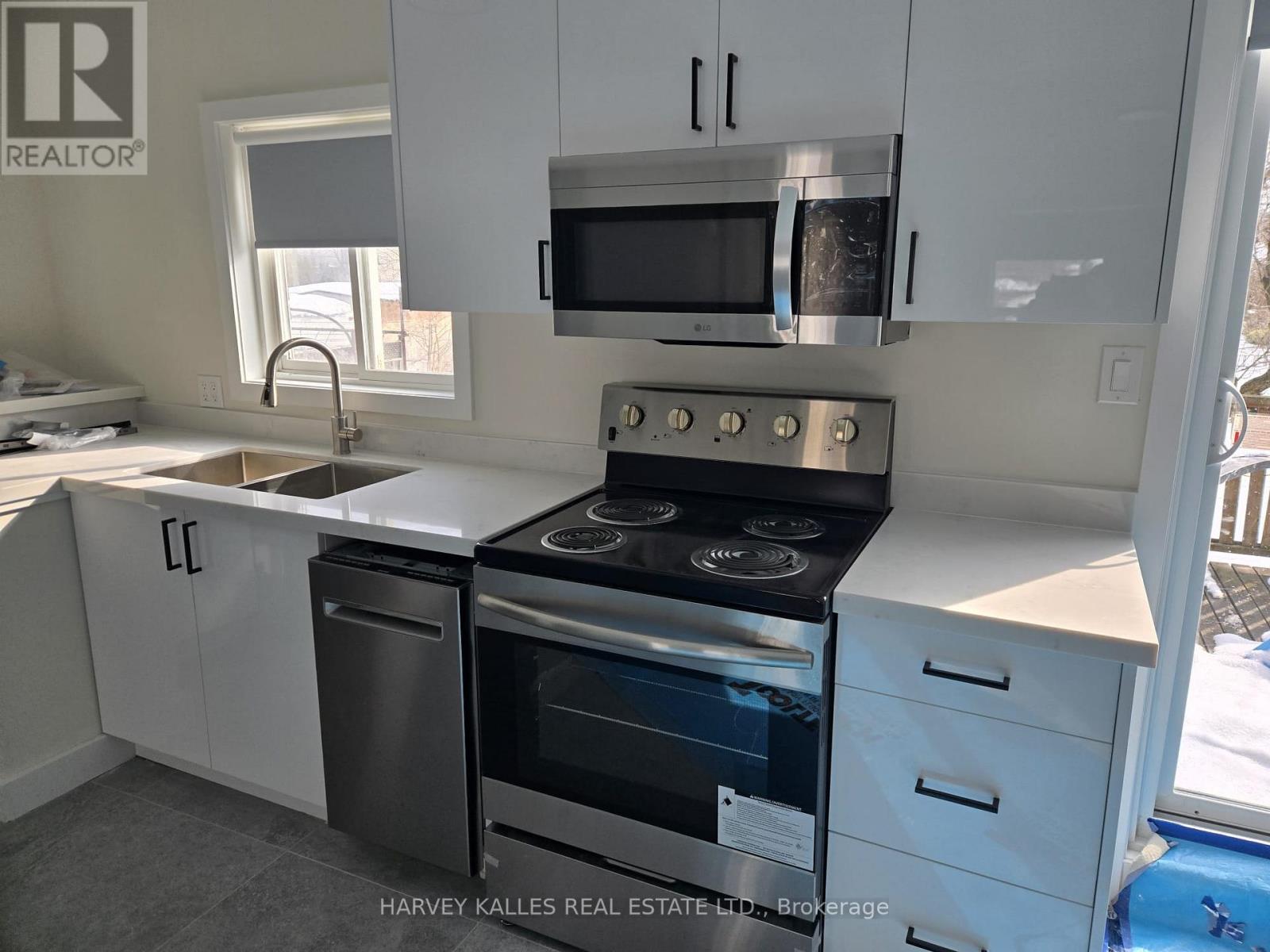 MAIN - 111 MCALLISTER ROAD