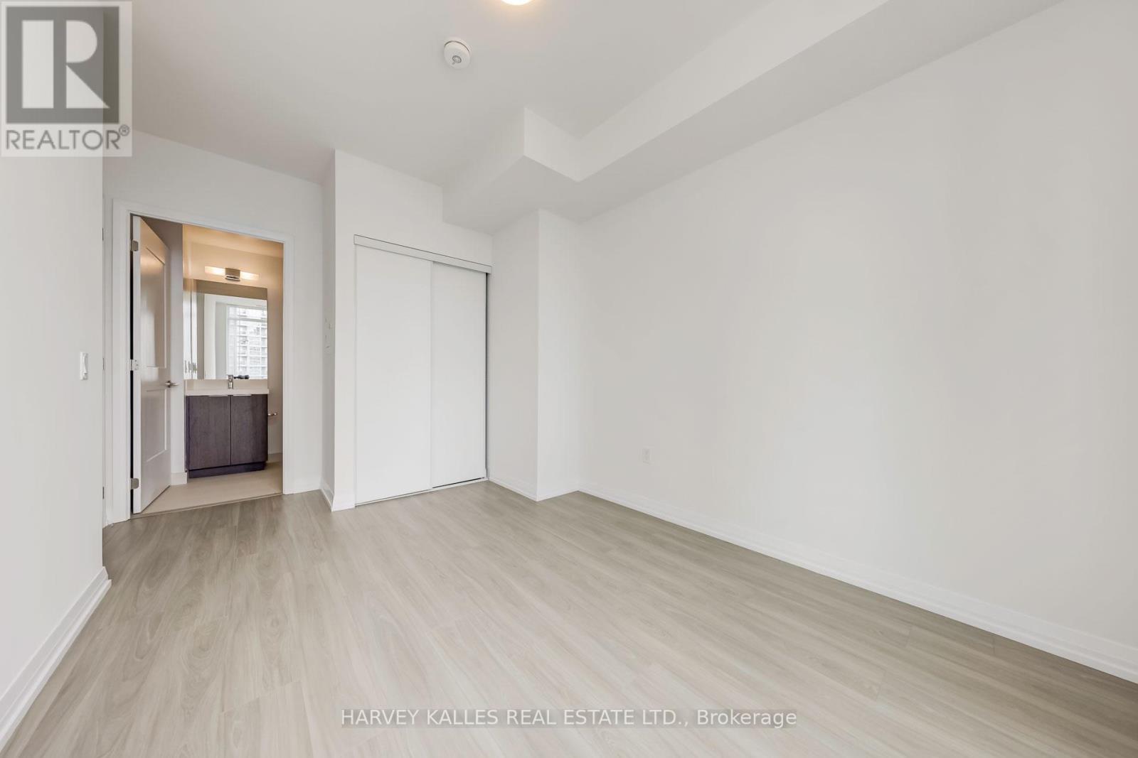 PH02 - 25 HOLLY STREET