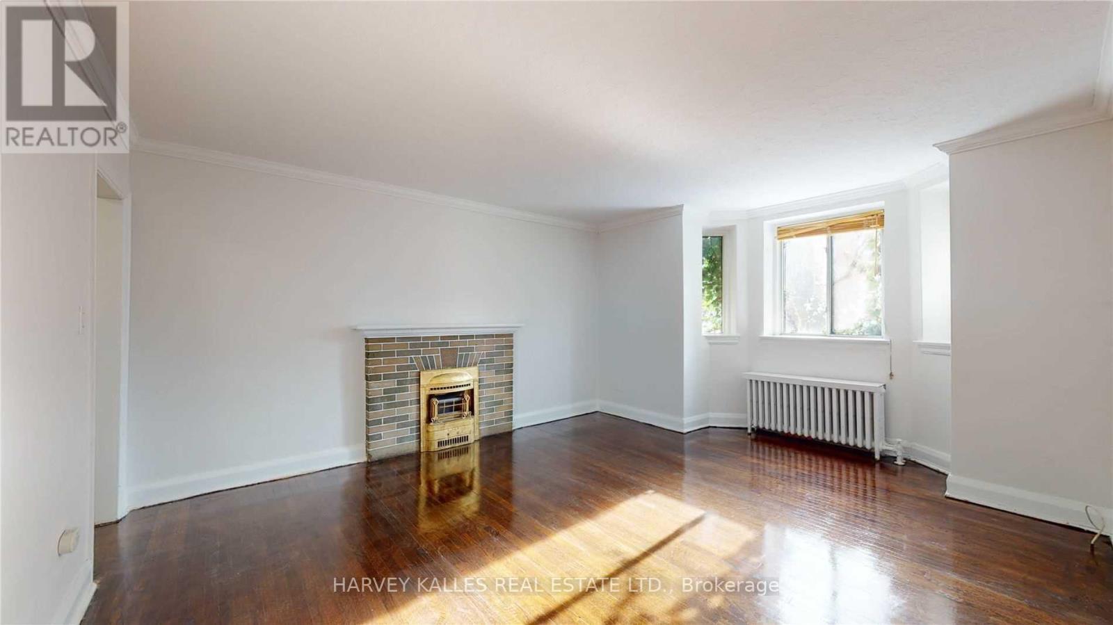 7 - 320 LONSDALE ROAD