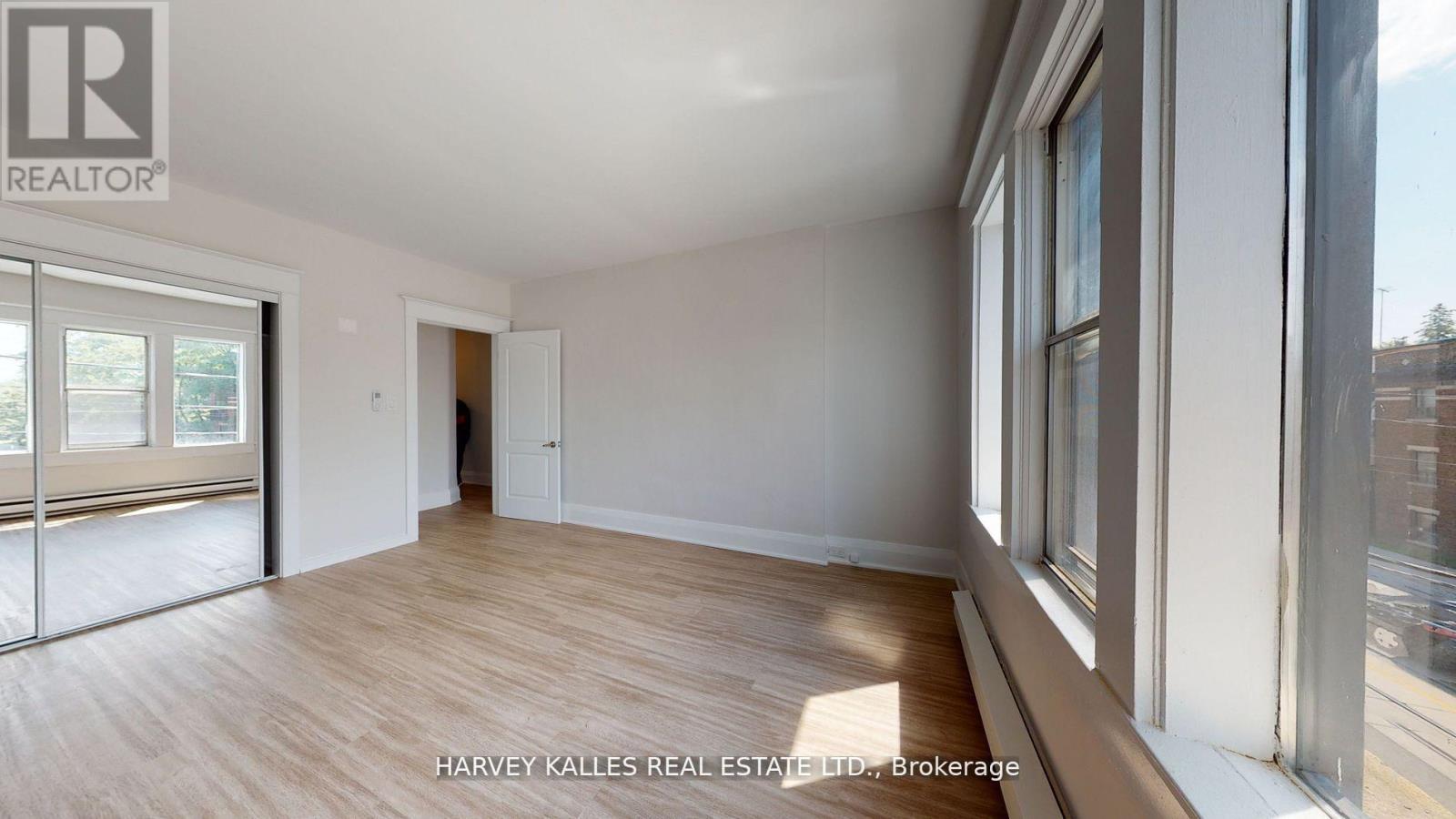 1 - 1065 BATHURST STREET