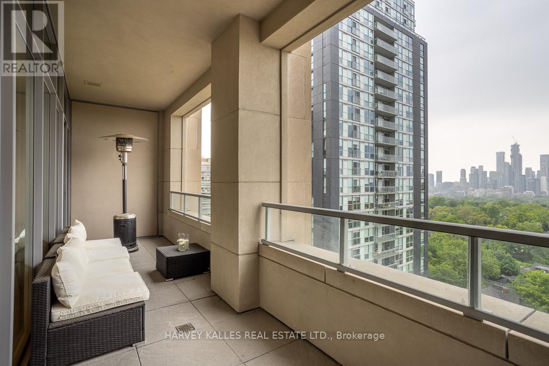 1013 - 111 ST CLAIR AVENUE W