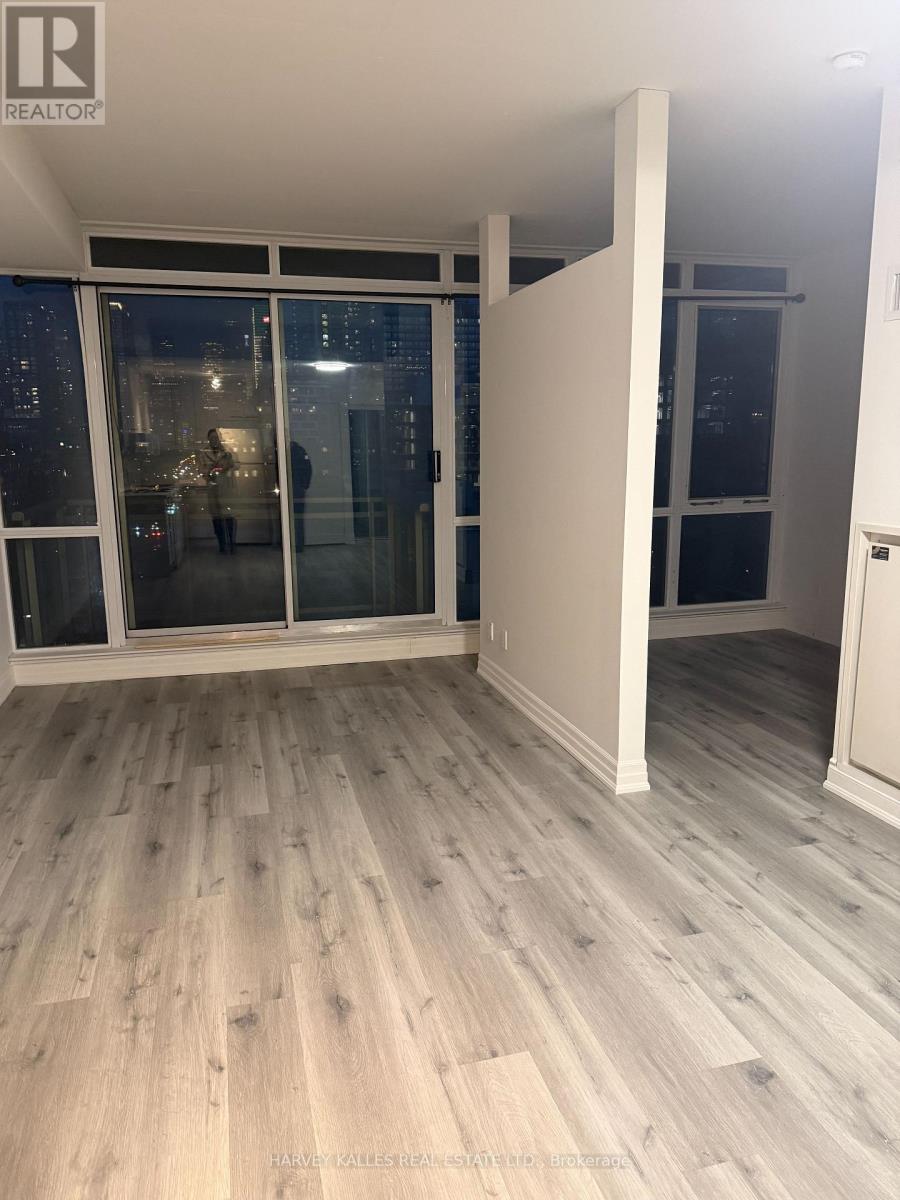 1009 - 38 NIAGARA STREET