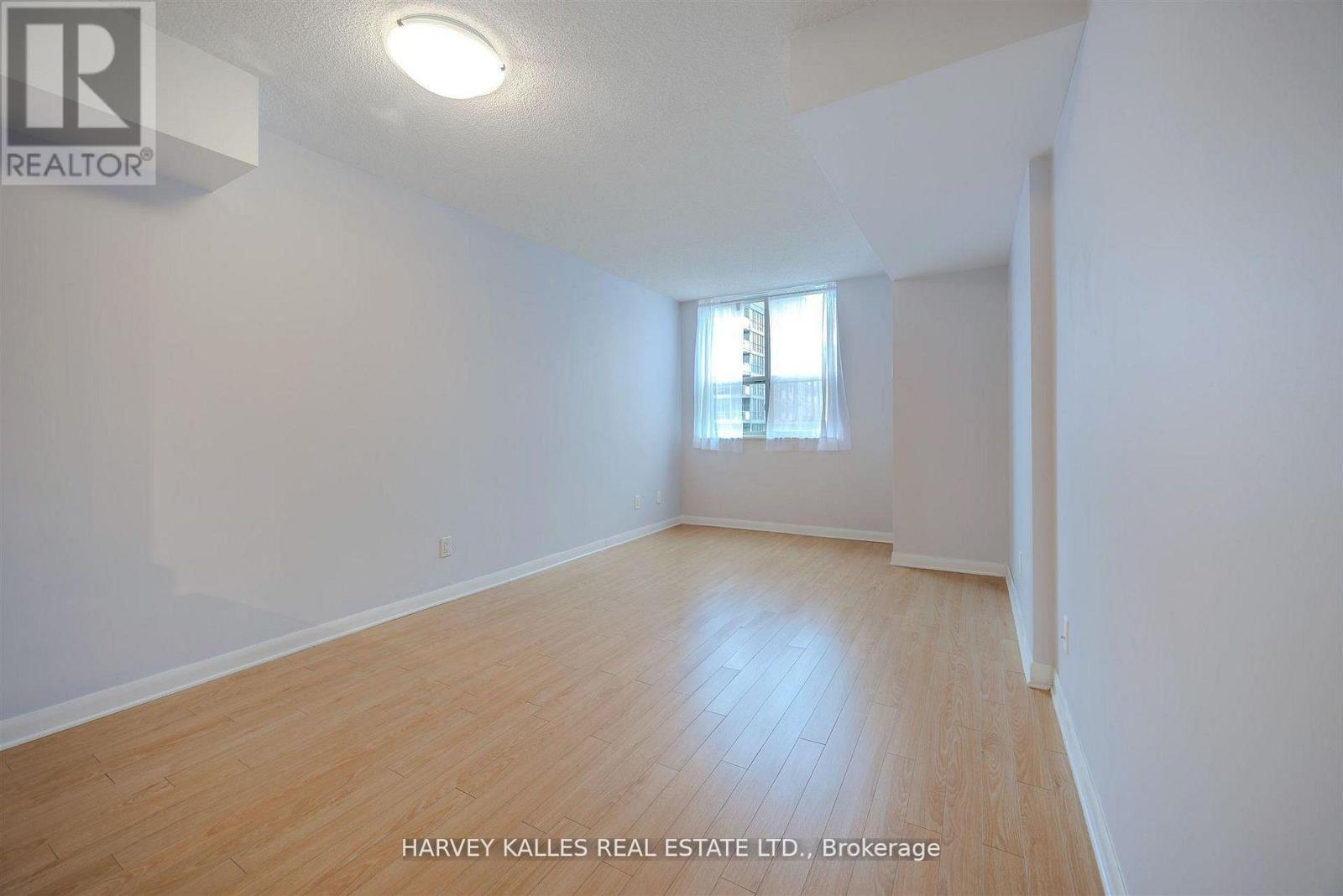 1405 - 323 RICHMOND STREET E