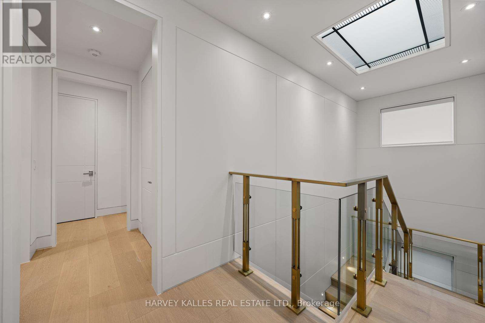 335 LYTTON BOULEVARD