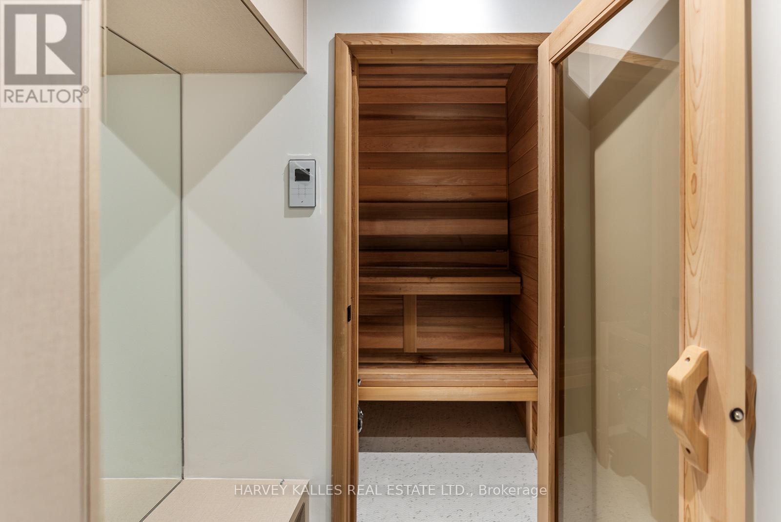 335 LYTTON BOULEVARD